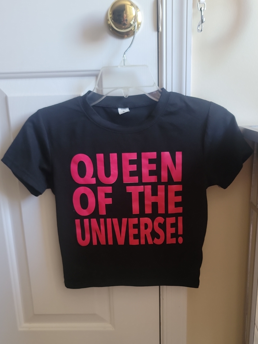 Unbranded Queen Of The Universe Black Tee. Hot Pink Lettering. Brand New. Small